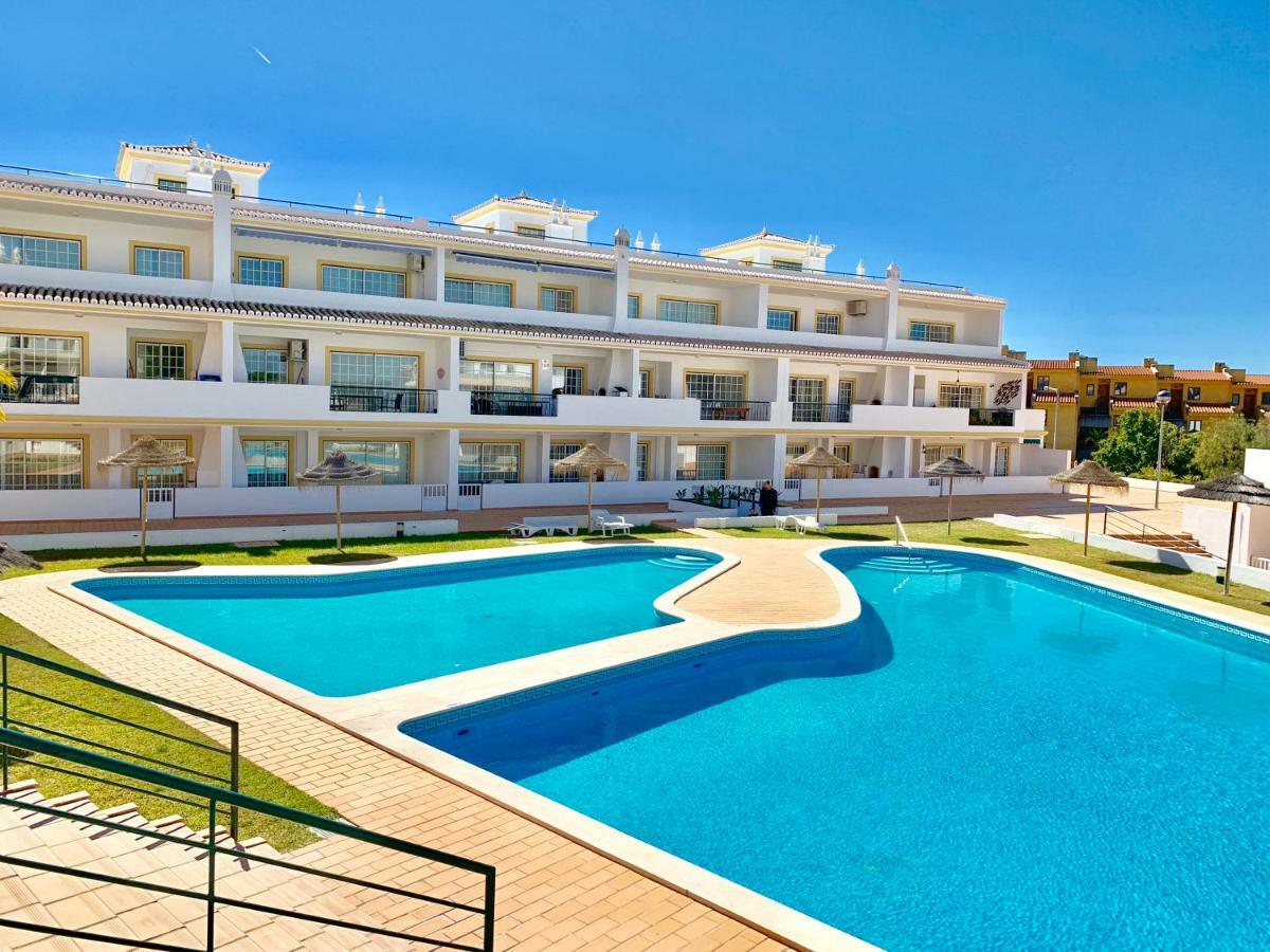 Vilamoura - Cozy And Quiet Holiday Apartment Luaran gambar
